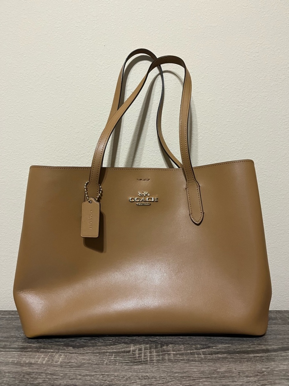 Coach Avenue Leather Tote Bag in Saddle Brown